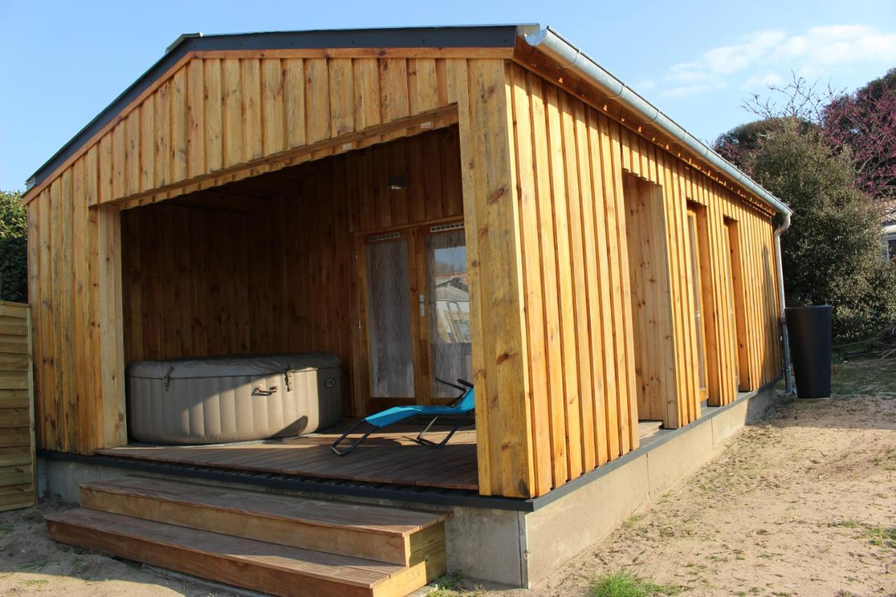Chalet Esprit Zen Et Nature Avec Jacuzzi Saint-Hilaire-de-Riez Exterior foto
